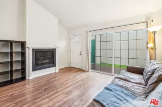 Photo #2: 25511619 Listing 