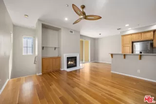 Photo #1: 25512952 Listing 