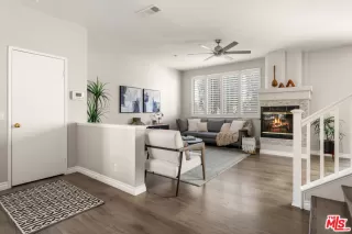 Photo #2: 25517723 Listing