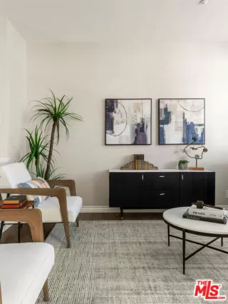 Photo #4: 25517723 Listing