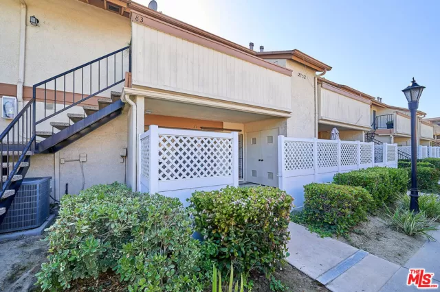 MLS: 25519313 Condo For Sale