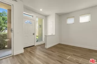 Photo #5: 25531753 Listing 