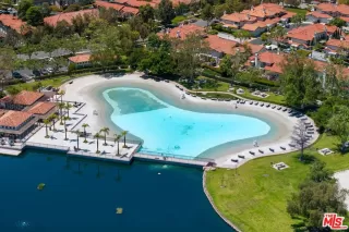 Photo #3: 25532617 Listing