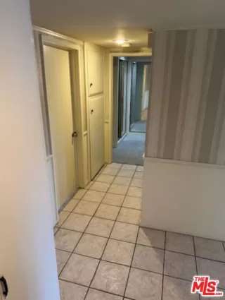 Photo #2: 25551171 Listing