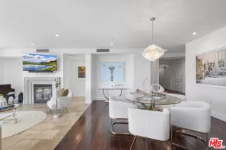 Photo #4: 25575901 Listing 