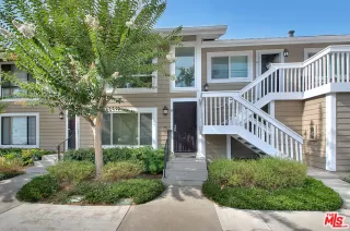 More Details about MLS # 25583213 : 700 W WALNUT AVENUE #39