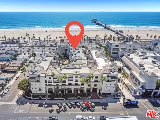 Photo #3: 25588261 Listing