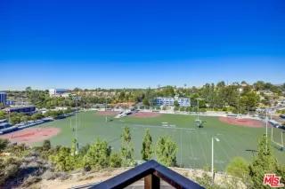 Photo #2: 25613441 Listing 