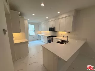 Photo #2: 25620195 Listing 