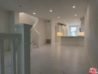 Photo #5: 25620195 Listing 