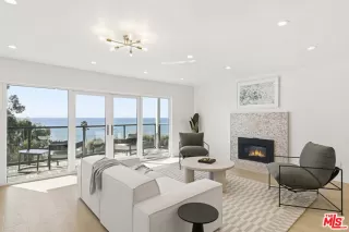 Photo #1: 25623559 Listing 