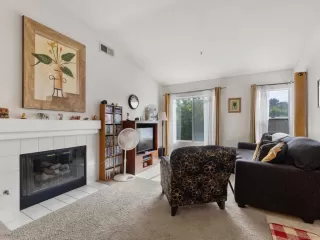 Photo #5: 260010478SD Listing 