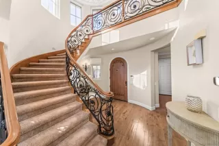 Photo #3: 260010969SD Listing