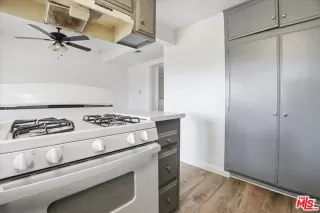 Photo #3: 26638253 Listing 