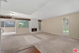 Photo #3: 26646961 Listing 