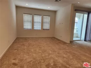 Photo #4: 26650131 Listing 