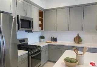 Photo #5: 26650131 Listing 