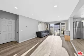 Photo #3: 26655383 Listing