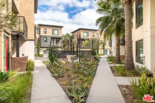 Photo #1: 26659343 Listing 