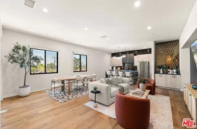 MLS: 26660293 Condo For Sale