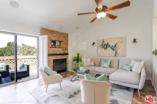 Photo #3: 26665599 Listing 