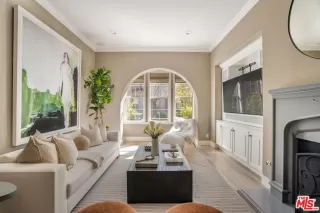 Photo #6: 26666093 Listing 