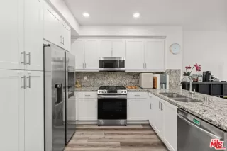 Photo #1: 26670395 Listing 