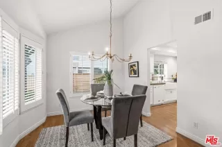 Photo #2: 26671561 Listing