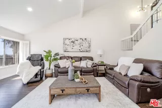 Photo #1: 26671563 Listing