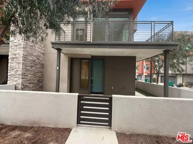 MLS: 26672485 Condo For Sale