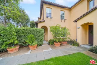 Photo #1: 26673465 Listing 