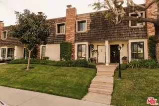 Photo #1: 26727423 Listing 