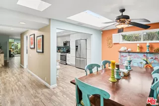 Photo #6: 26741803 Listing 