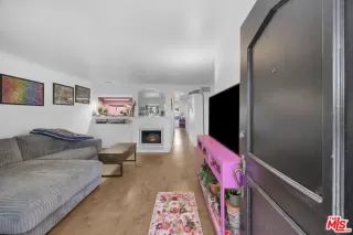 Photo #3: 26836371 Listing 