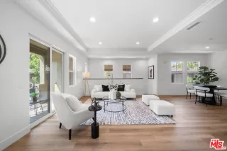 Photo #3: 26841699 Listing