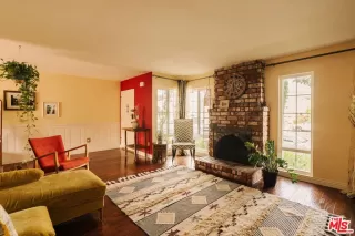 Photo #6: 26843253 Listing 