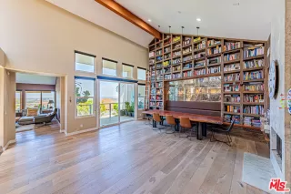 Photo #1: 26846145 Listing