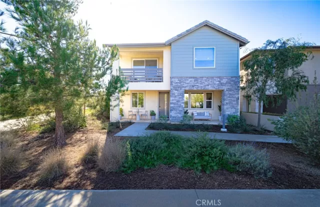 MLS: AR23047192 Condo For Sale