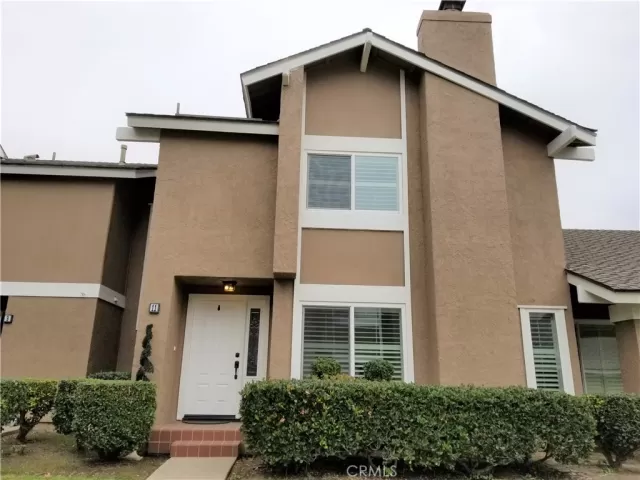 MLS: AR23102368 Condo For Sale