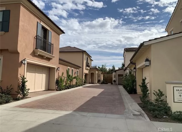 MLS: AR23171903 Condo For Sale