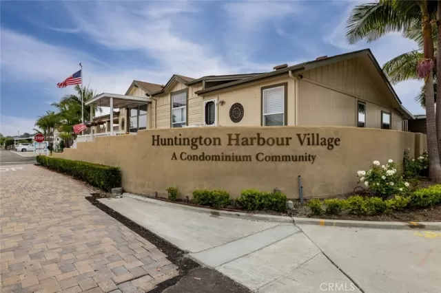 MLS: AR24114587 Condo For Sale