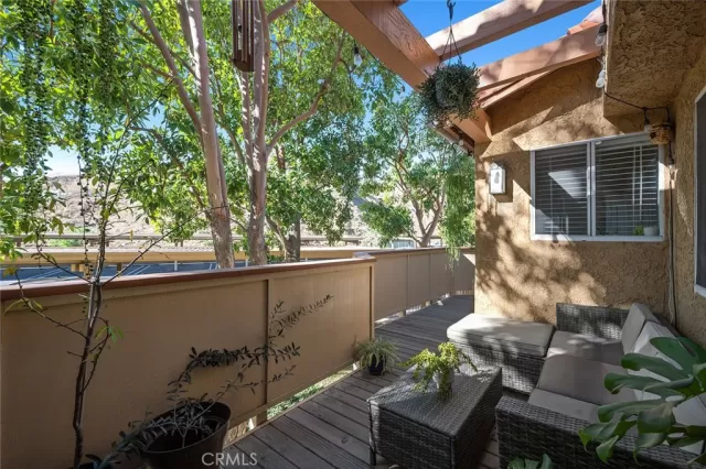 MLS: AR25022639 Condo For Sale