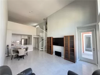 Photo #3: AR25094847 Listing