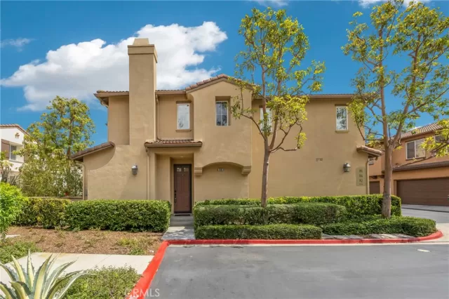 MLS: AR25098197 Condo For Sale