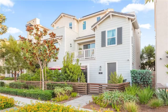 MLS: AR25124312 Condo For Sale