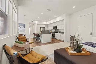 Photo #4: AR25128759 Listing 