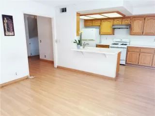 Photo #5: AR25155674 Listing