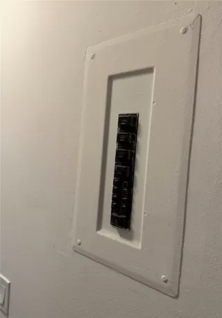 Photo #2: AR25282197 Listing