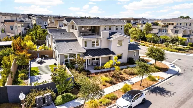 MLS: AR26145378 Condo For Sale