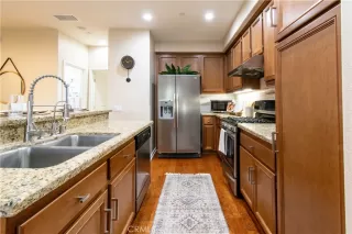 Photo #2: BB24095209 Listing 